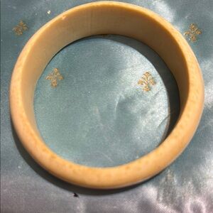 Elegant Cream Bangle Bracelet